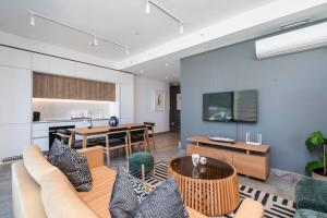 Spacious 2-Bed at The Rubik with Mountain View’s