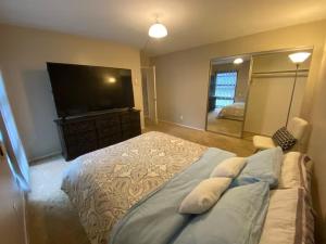 Room at Playa Del Rey! 5min from LAX