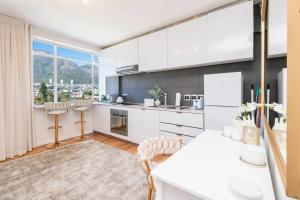Table Mountain View - Studio Haven