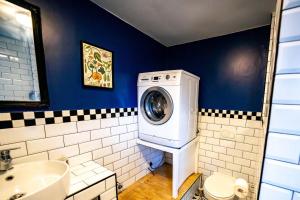 Indulge in an Urban Oasis at Green Point Hideaway