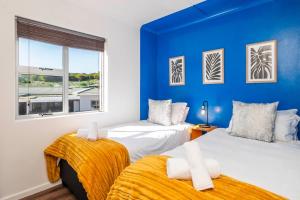 Beach Holiday Apartment - Big Bay Cape Town