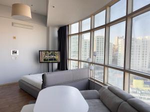Contemporary Duplex Seoul Stn City View 3min
