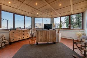 Berghotel Trübsee - Accessible Only by Cable Car