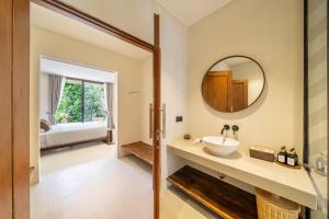 Luxury 3BD Villa Sueno & Cinema Room Pererenan