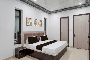 Super Townhouse Oak Char Dham Vrindavan