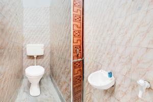 Hotel O Shilpgram Taj Mahal East Gate