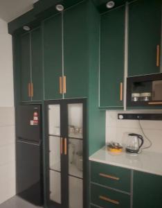Sky28 - Sireh Residence