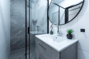 4p, City center, close to University & Station