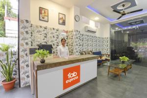 FabHotel Soni Palace