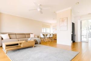 Snapper Rocks Ocean view Retreat