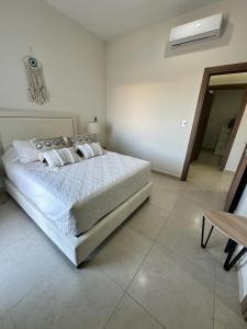 Relax with panoramic ocean and city views