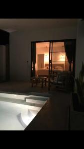 Disponibilité inespérée pour noël Mini villa et sa piscine privée 4