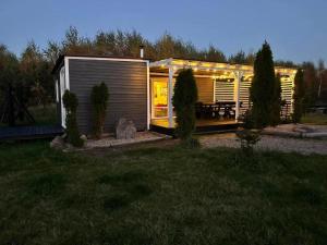 Zielony zakątek Kaszub ,Domek Uroczy , Slow& Life koło Golubia,z balia, sauna,kominek,ognisko