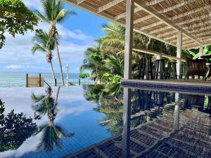 Backyard Beach House Oceanfront Luxury 5 Bdr