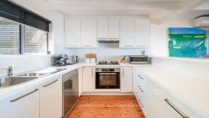 33 Degrees - Stunning Views by HolidayCo