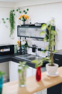 Free Netflix 3BR 10 Mins to City Center 3 Mins 7-11