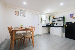 Free Netflix 3BR 10 Mins to City Center 3 Mins 7-11