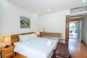 Private Villa 5brs in Danang