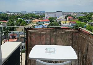 Cozy 2BR Staycation with Balcony Chateau Elysee for 4-6 Pax