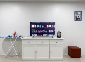 1BR 50sqm Sleeps 4 Near BTS & Nightlife