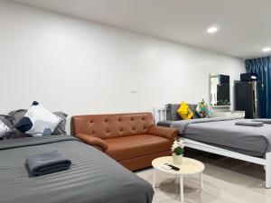 1BR 50sqm Sleeps 4 Near BTS & Nightlife