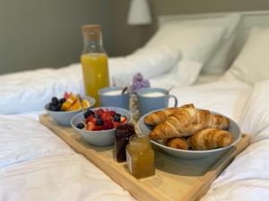 Guest house with sauna and private beach