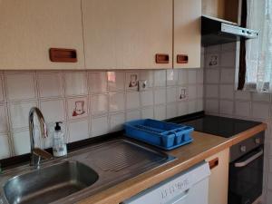 La terraza del Naranco - 3 habitaciones , PARKING y WIFI free