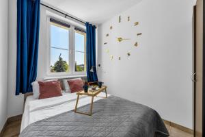 Żoliborz Apt - Trams & Parks Nearby - by Rentujemy