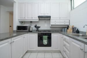 27 Kyalanga Umhlanga Rocks Beachfront