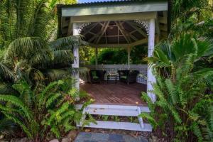 The Hidden Pearl Retreat Magnetic Island