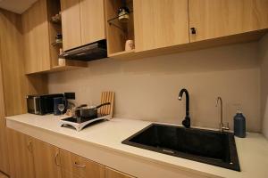 Homigo Stays a Premium Studio in Blue Sapphire Plaza