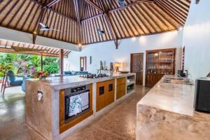 Fawnia 3 BR Private Pool Villa ZN268