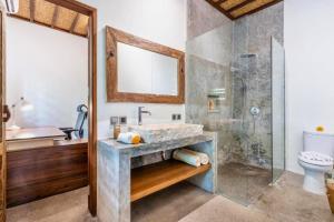 Fawnia 3 BR Private Pool Villa ZN268