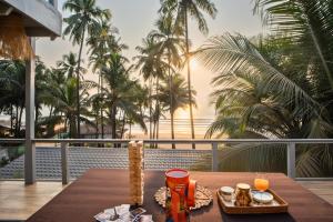 ELIVAAS House of Neptune - 3 BHK Cottage with Terrace & Gazebo on the Beach