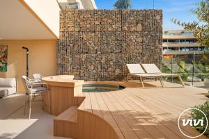 ViVi Homes - Leiro, BBQ, Private pool and terrace