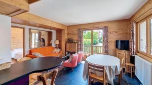 1 Peupliers - CENTRE du VILLAGE -