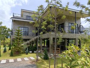 Honeymoon Moonlight Khaoyai