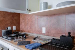 Capitalia Stylish 1BR Apt Amenities