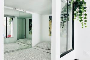 Bright Apartment a Stones Throw from the Opéra Garnier