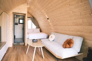 TiTi Beach Pods- Cat Ba Island Beachfront