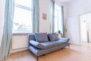 Beautiful 2BR Apt, Near Meidling Station