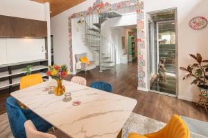 La Boheme in the Treetops