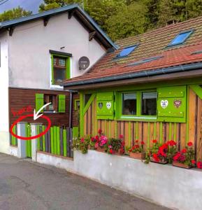 Gites Les Lupins avec Sauna et petit déjeuner inclus 2 a 4 personnes