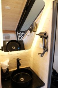 TiTi Beach Pods- Cat Ba Island Beachfront