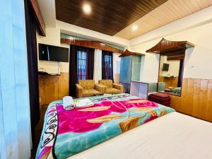 Family Hotel Sorya 250 Mtr From Mall Road