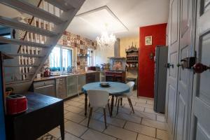 Ediot - 3 chambres, clim, cour