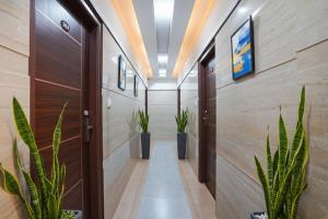 FabHotel HSR Gateway