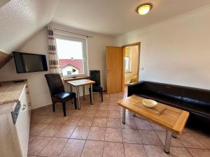 Ferienanlage in Klein Zicker Ferienwohnung 1 - Seeseite