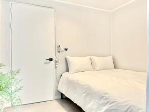 Hongdae Gaga 3Room House