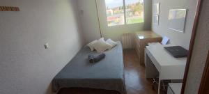 Habitación y baño privado